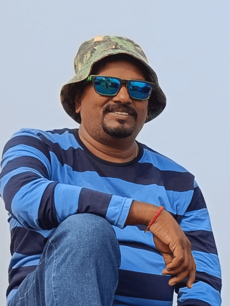 Sahas Dofey with his parents